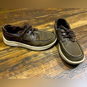 Sperry Topsider shoes
